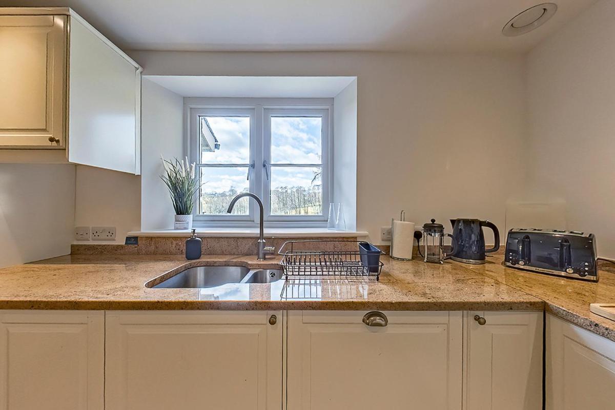 3 Bedroom Barn Conversion With Hot Tub-Garden View - Ty Cerrig Barn Corwen Exterior photo